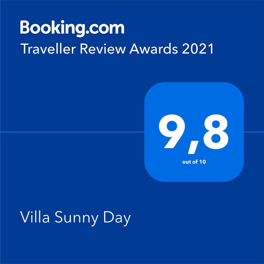 Villa Sunny Day Marathón 外观 照片